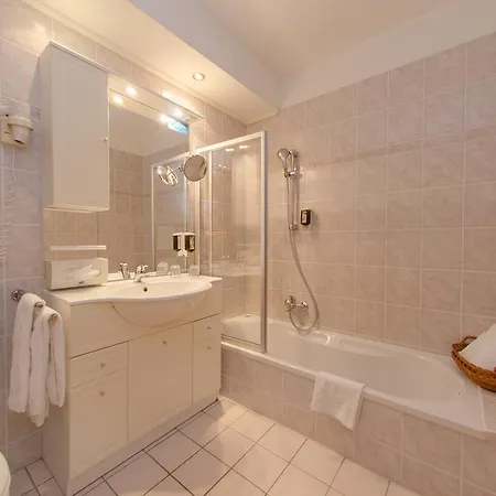 Vital Stoderhof Hotel 3*
